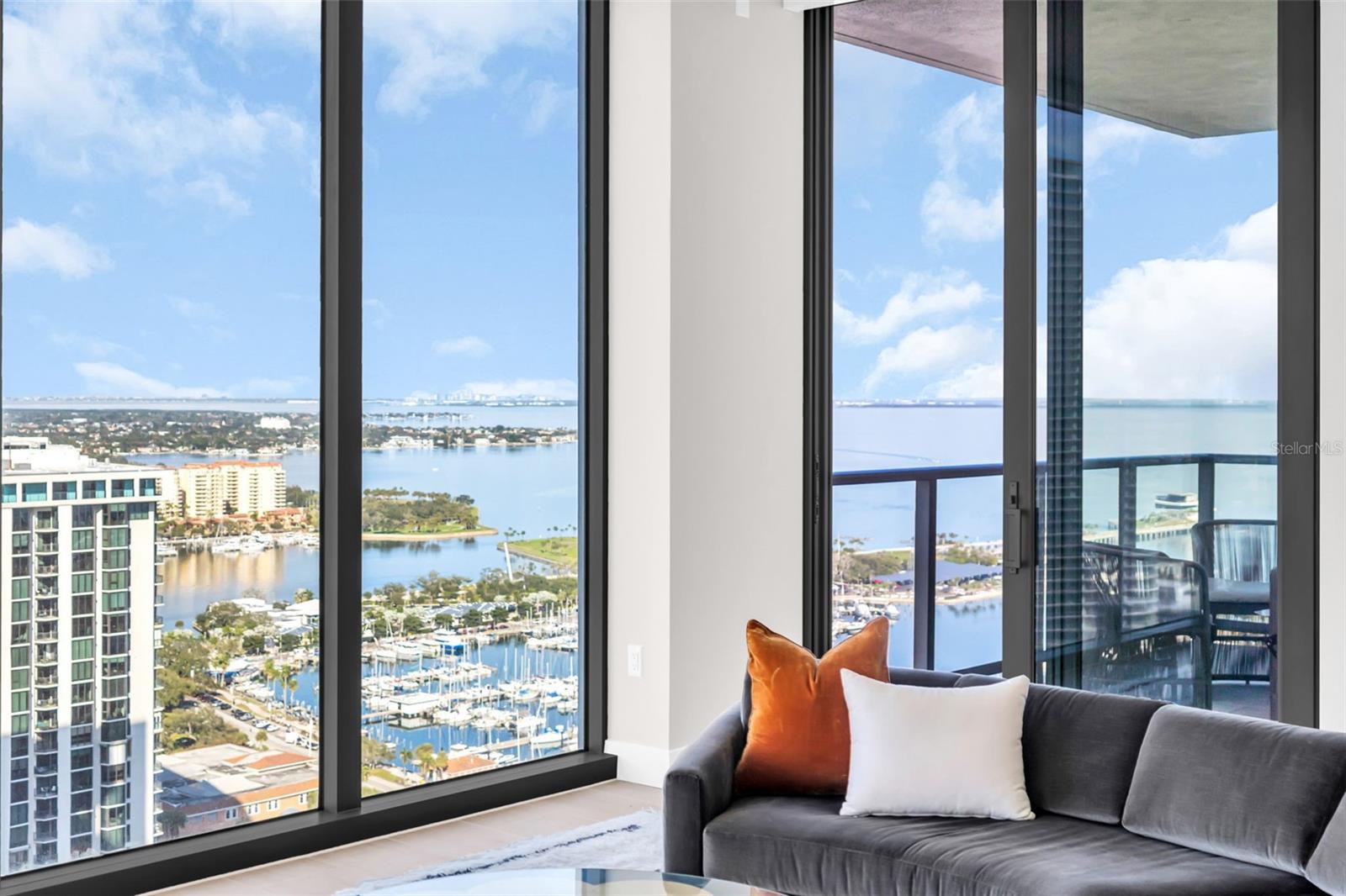 Image 25 of 86 For 301 1st Street S 3104