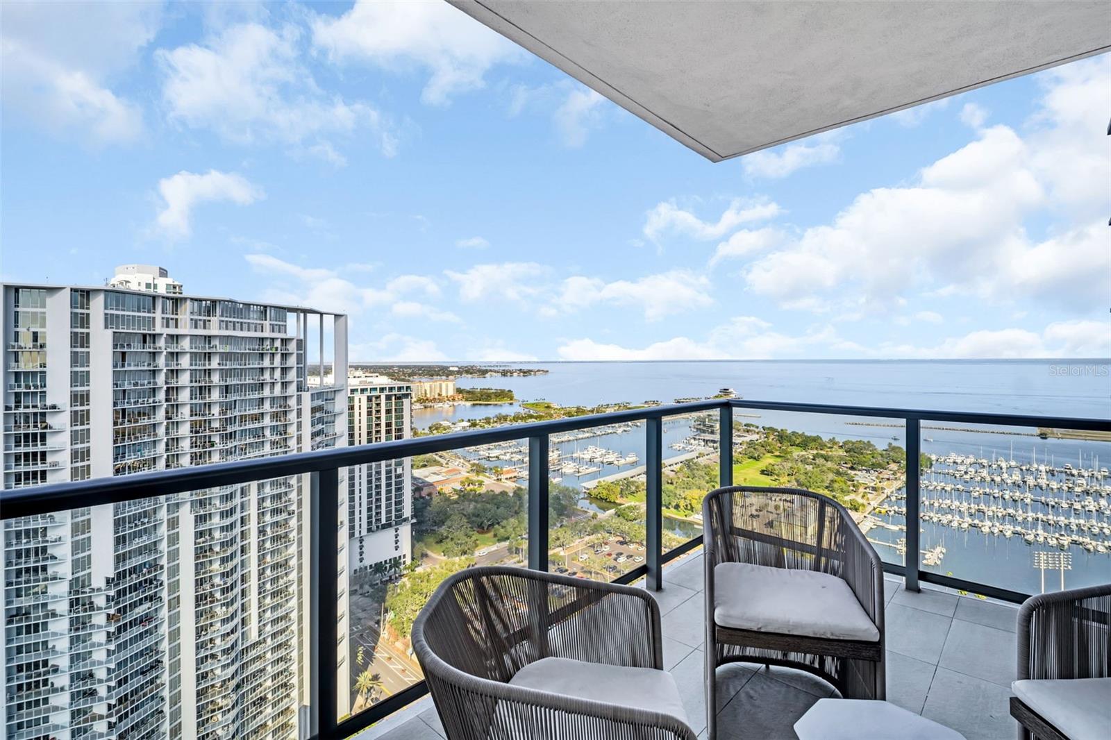 Image 29 of 86 For 301 1st Street S 3104