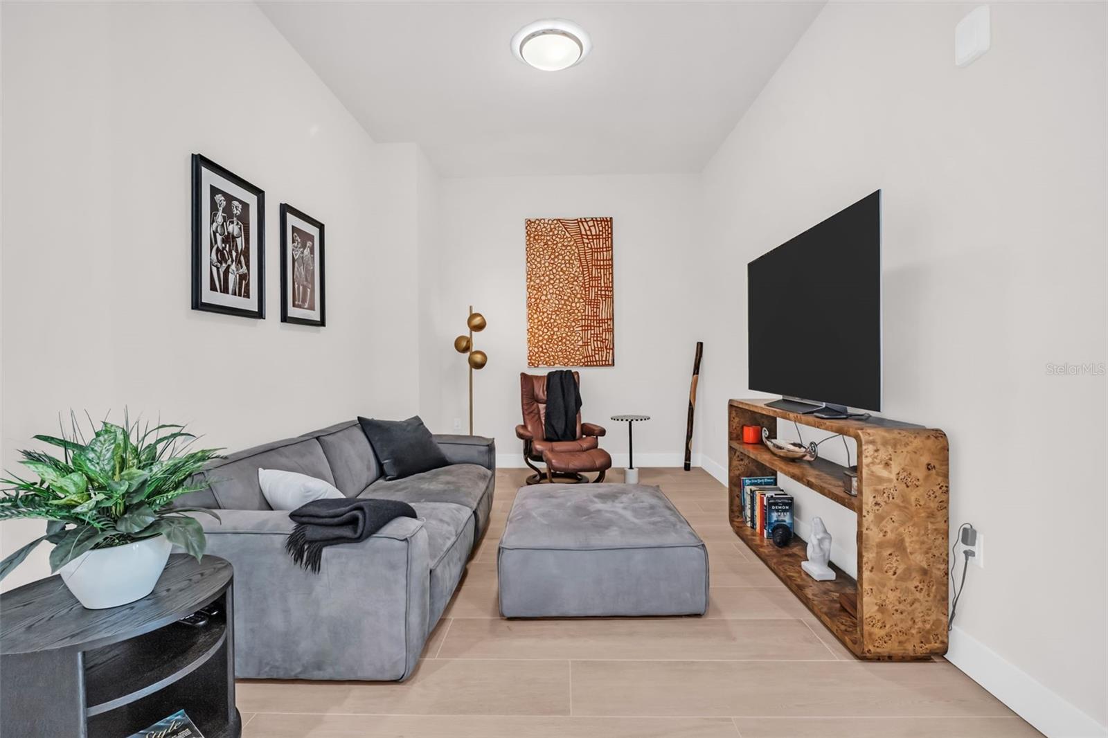 Image 38 of 86 For 301 1st Street S 3104