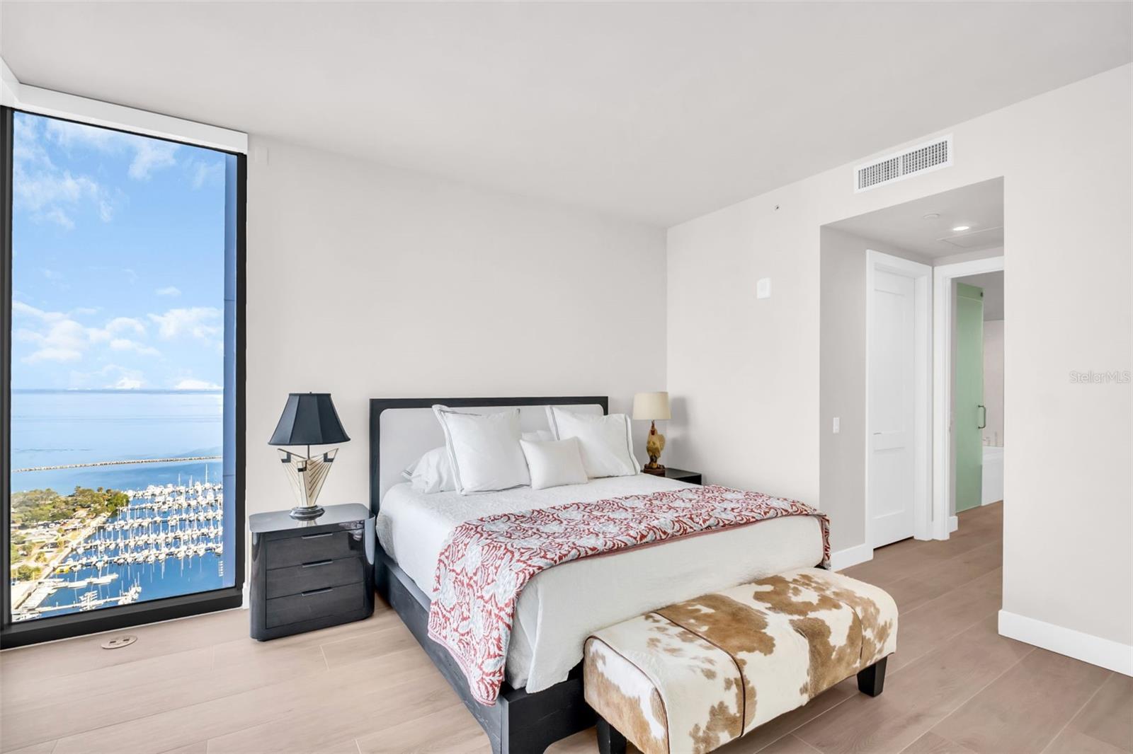 Image 40 of 86 For 301 1st Street S 3104