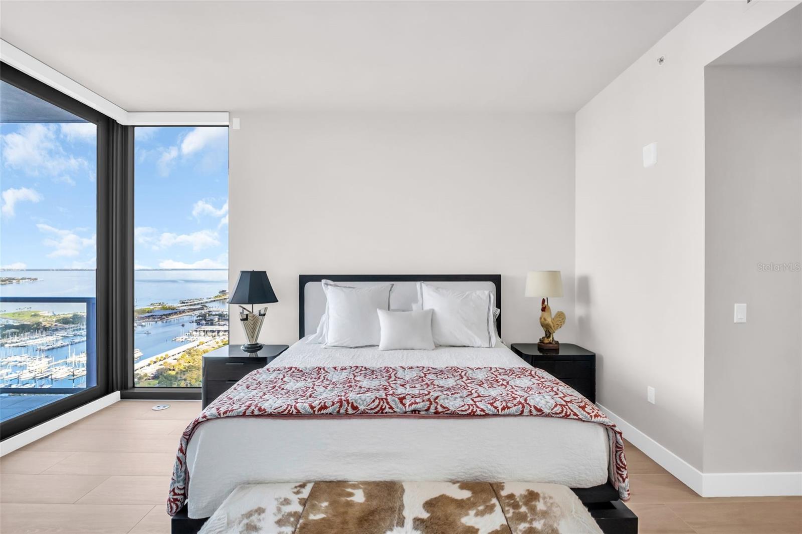 Image 42 of 86 For 301 1st Street S 3104