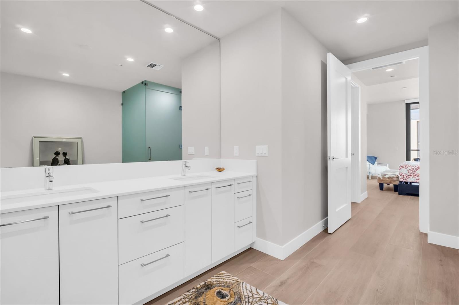 Image 47 of 86 For 301 1st Street S 3104