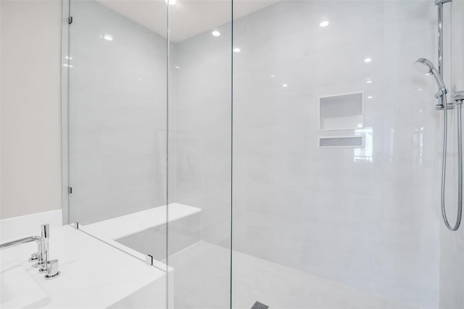 Image 50 of 86 For 301 1st Street S 3104