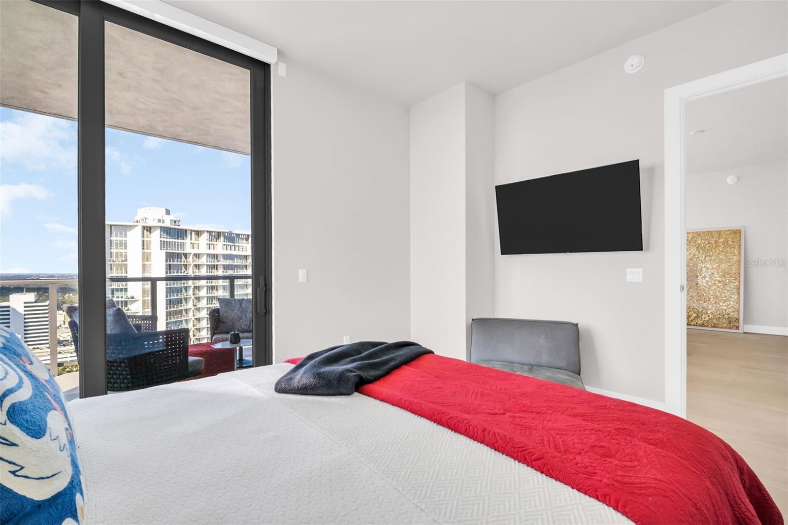 Image 54 of 86 For 301 1st Street S 3104