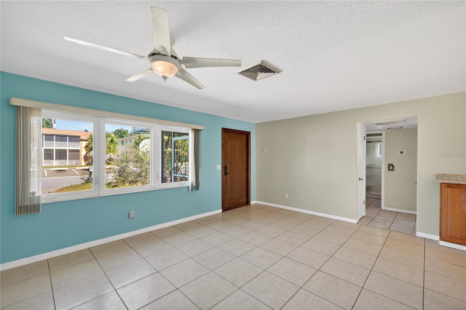 Image 6 of 29 For 1417 Spring Lane