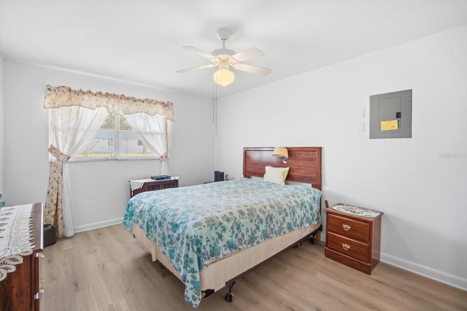 Image 15 of 29 For 202 Bedford Street 49