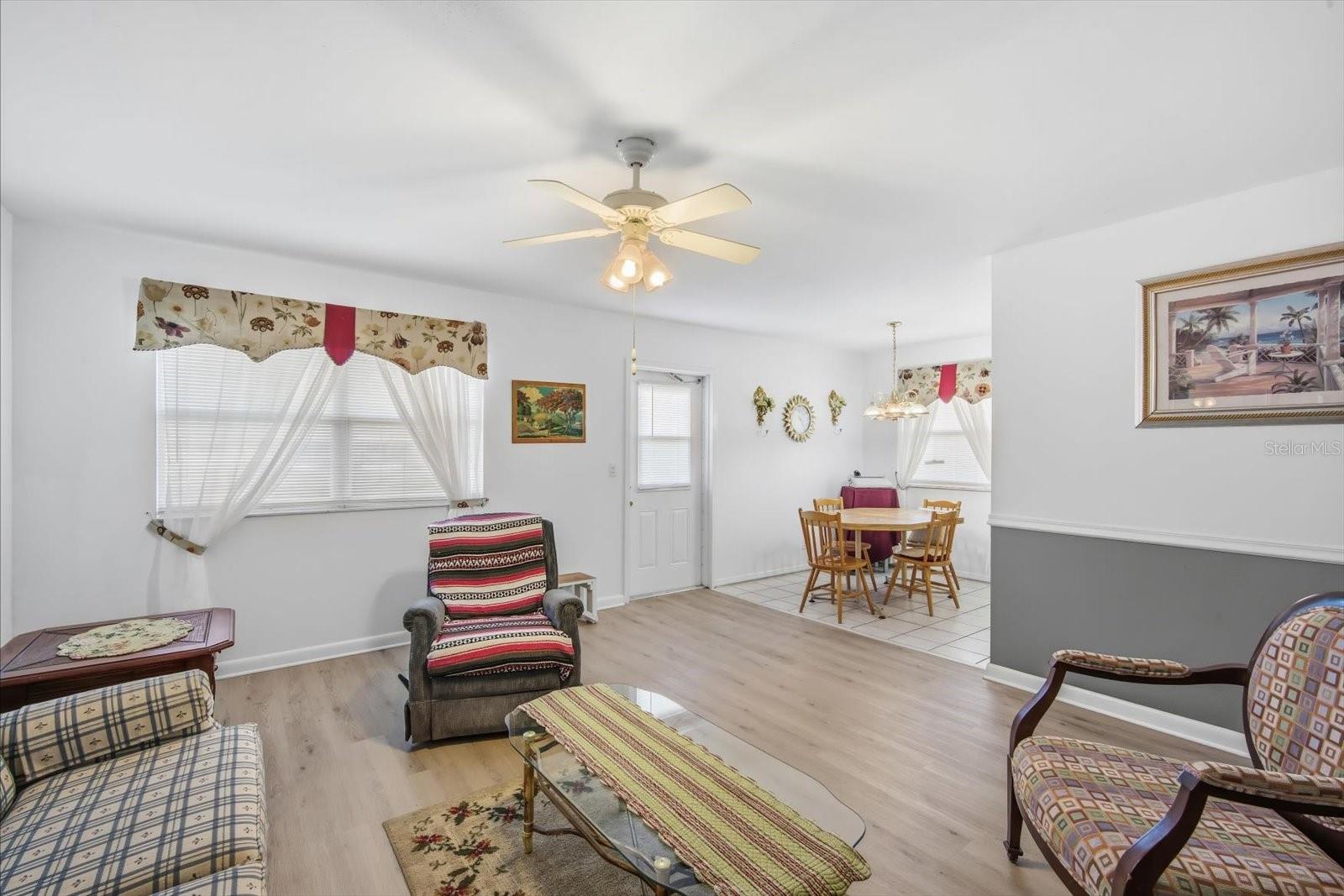 Image 5 of 29 For 202 Bedford Street 49