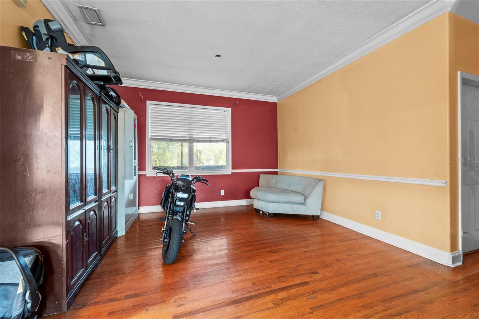 Image 28 of 44 For 7419 Savannah Lane