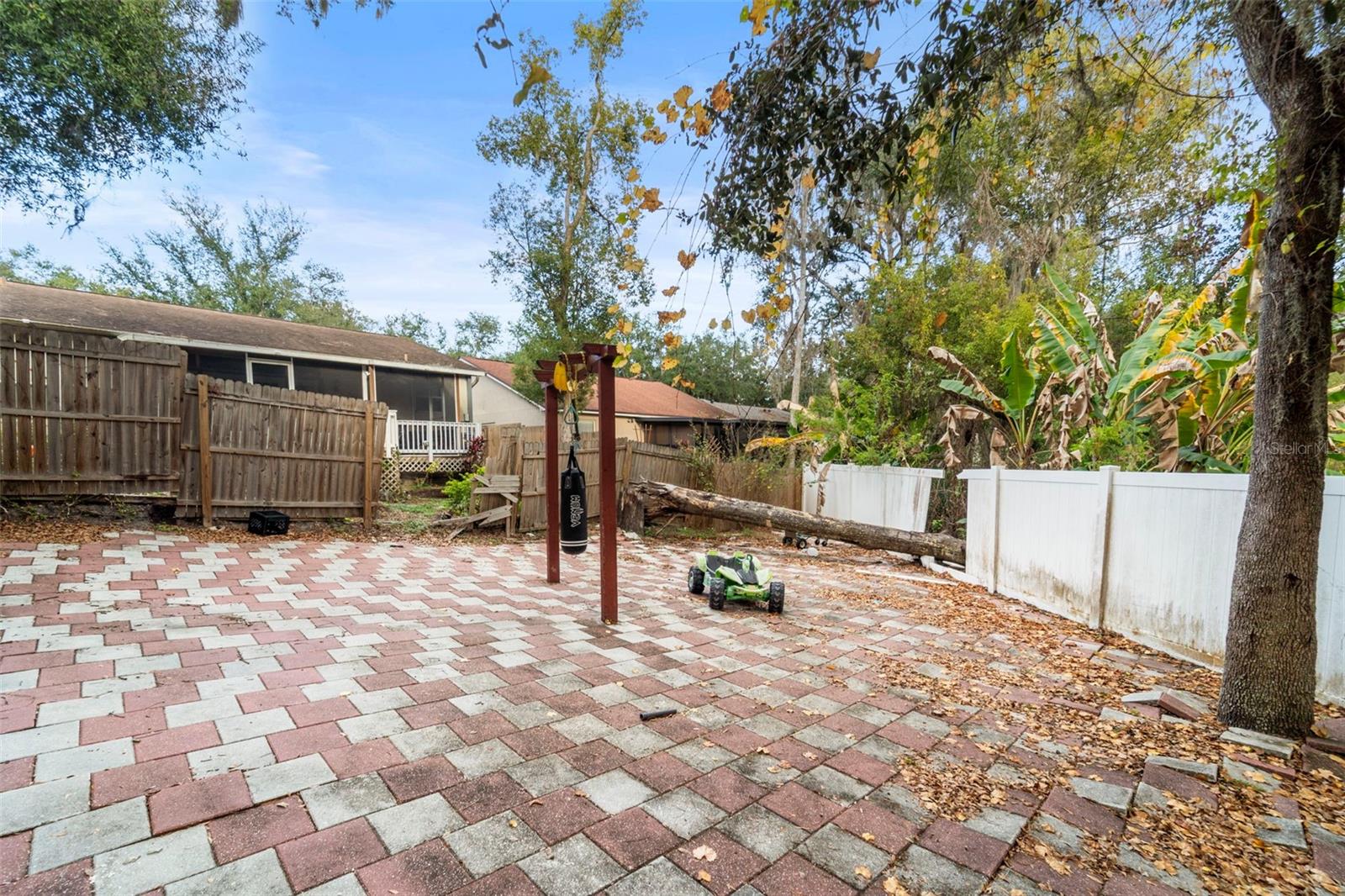 Image 42 of 44 For 7419 Savannah Lane