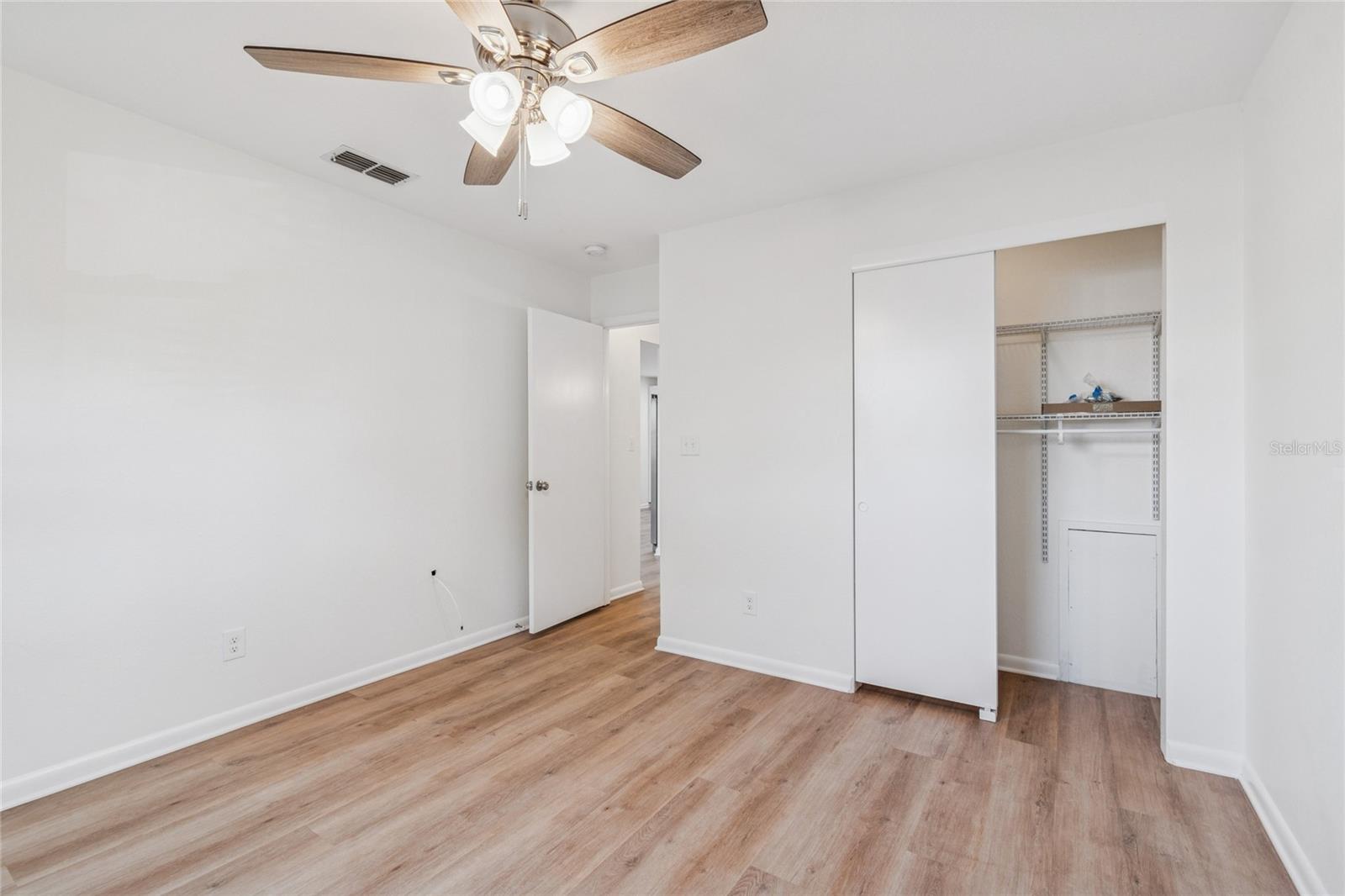 Image 34 of 43 For 14744 Sunset Drive