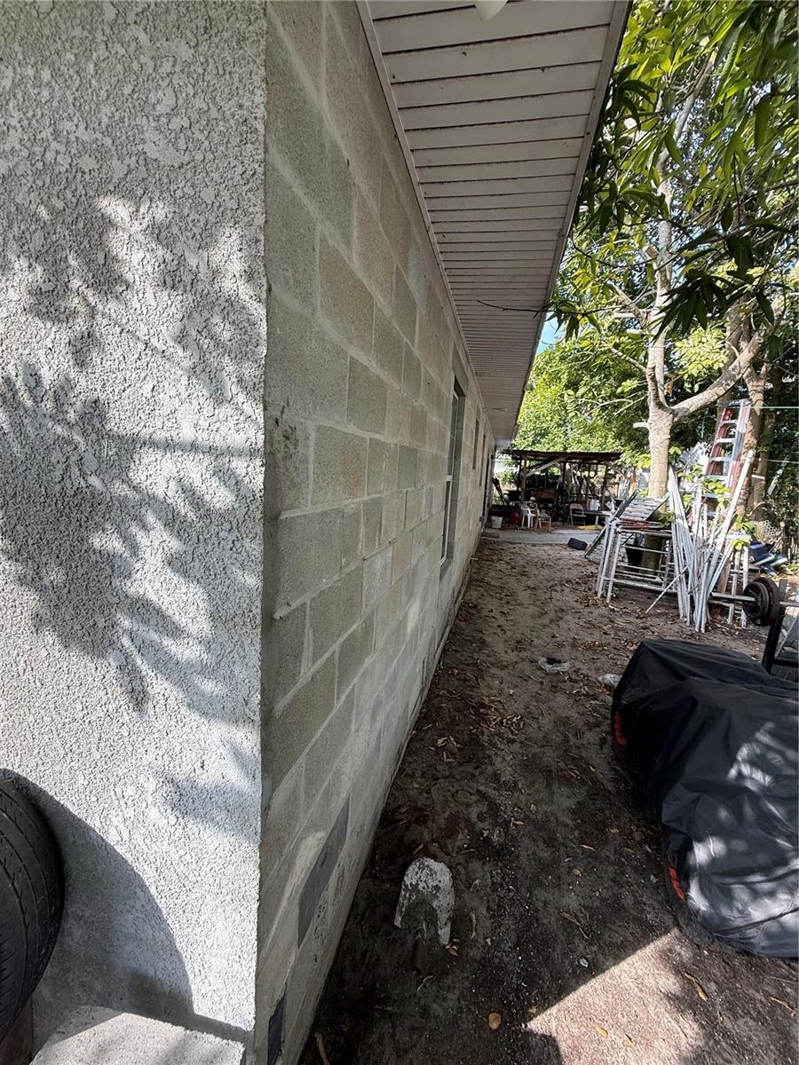 Image 5 of 13 For 313 Washington Street