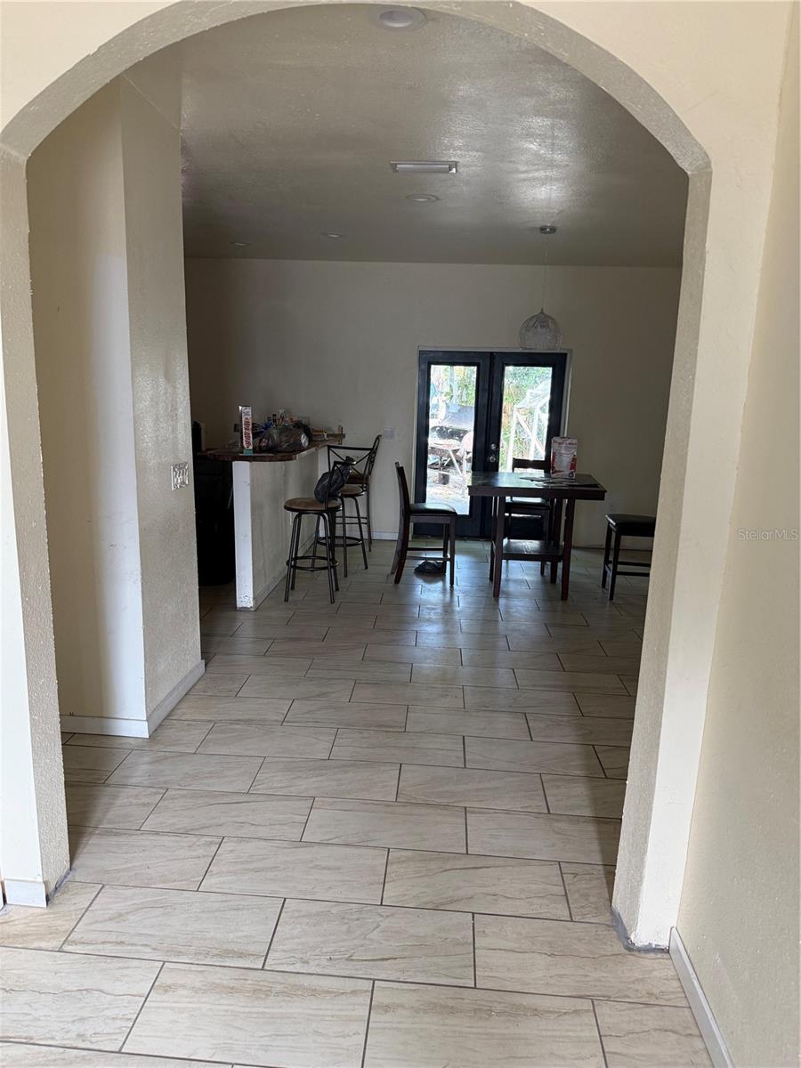 Image 9 of 13 For 313 Washington Street