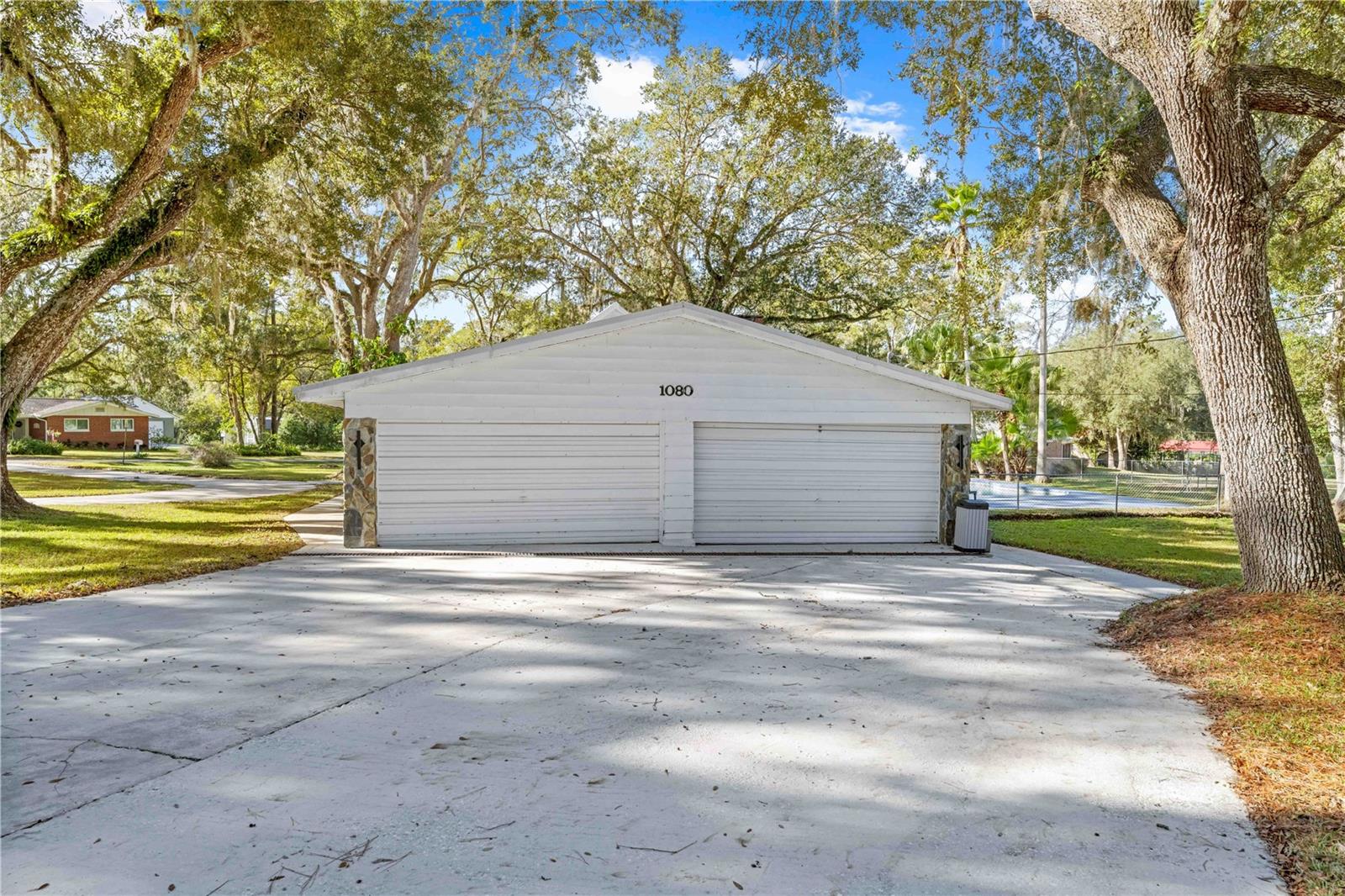 Image 13 of 75 For 1080 Buena Vista Avenue