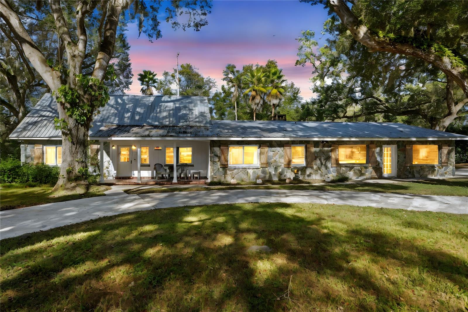 Image 18 of 75 For 1080 Buena Vista Avenue