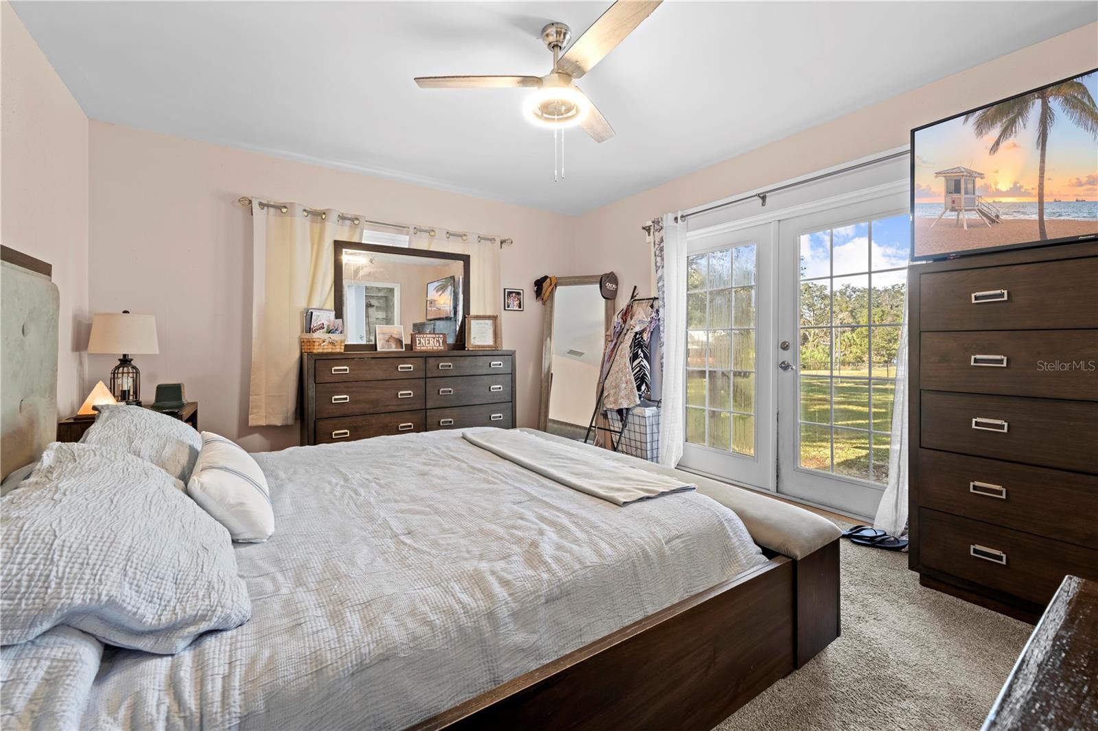 Image 39 of 75 For 1080 Buena Vista Avenue