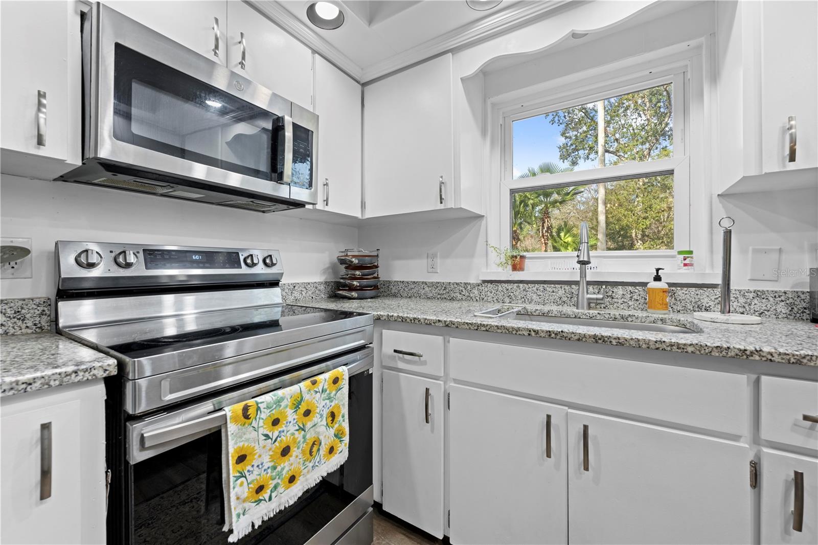 Image 52 of 75 For 1080 Buena Vista Avenue