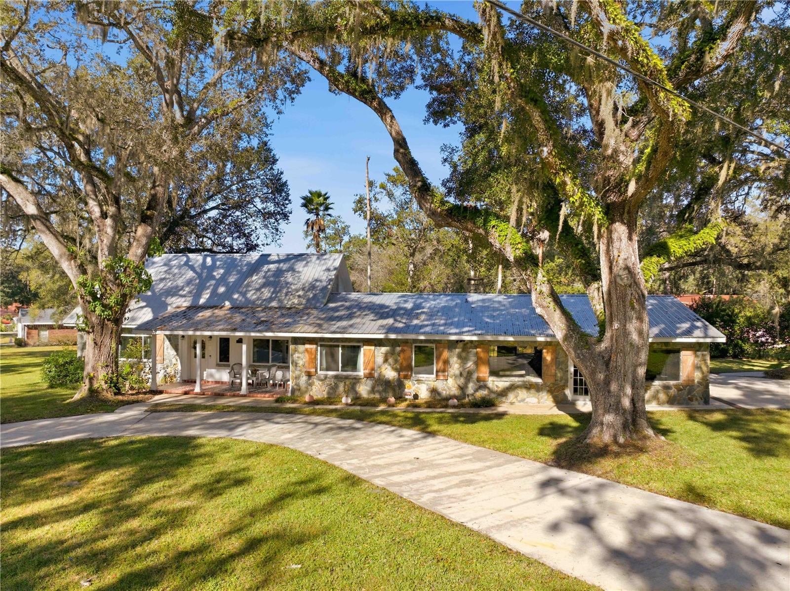 Image 6 of 75 For 1080 Buena Vista Avenue