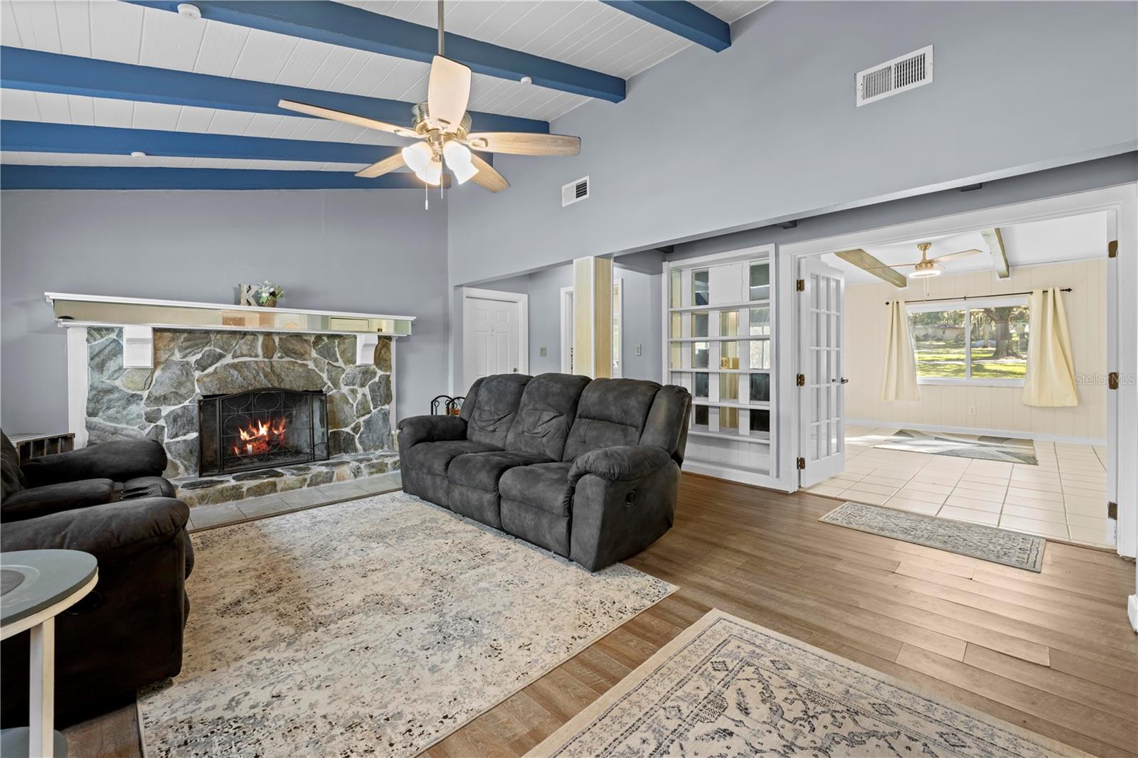 Image 62 of 75 For 1080 Buena Vista Avenue