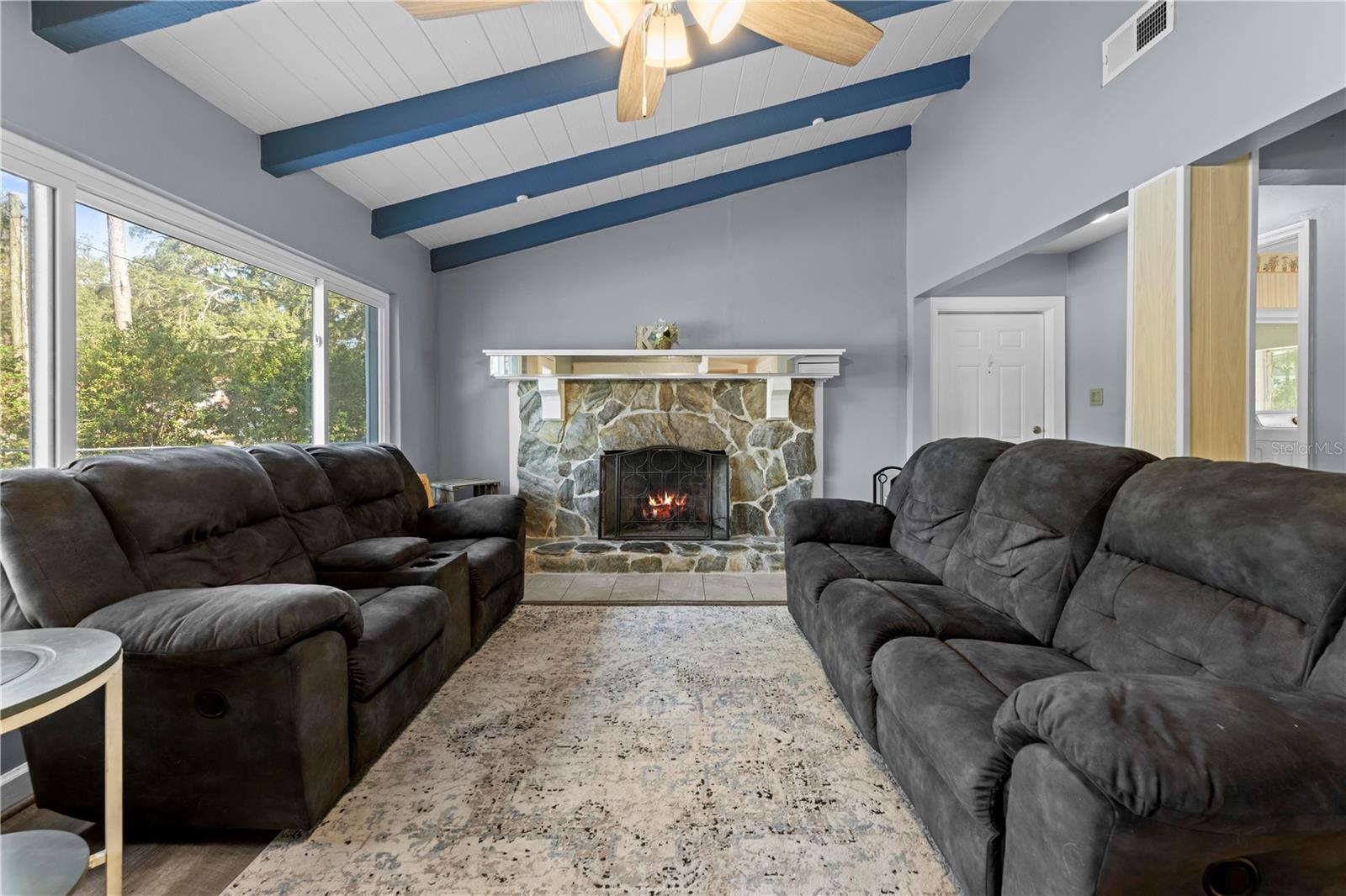 Image 63 of 75 For 1080 Buena Vista Avenue