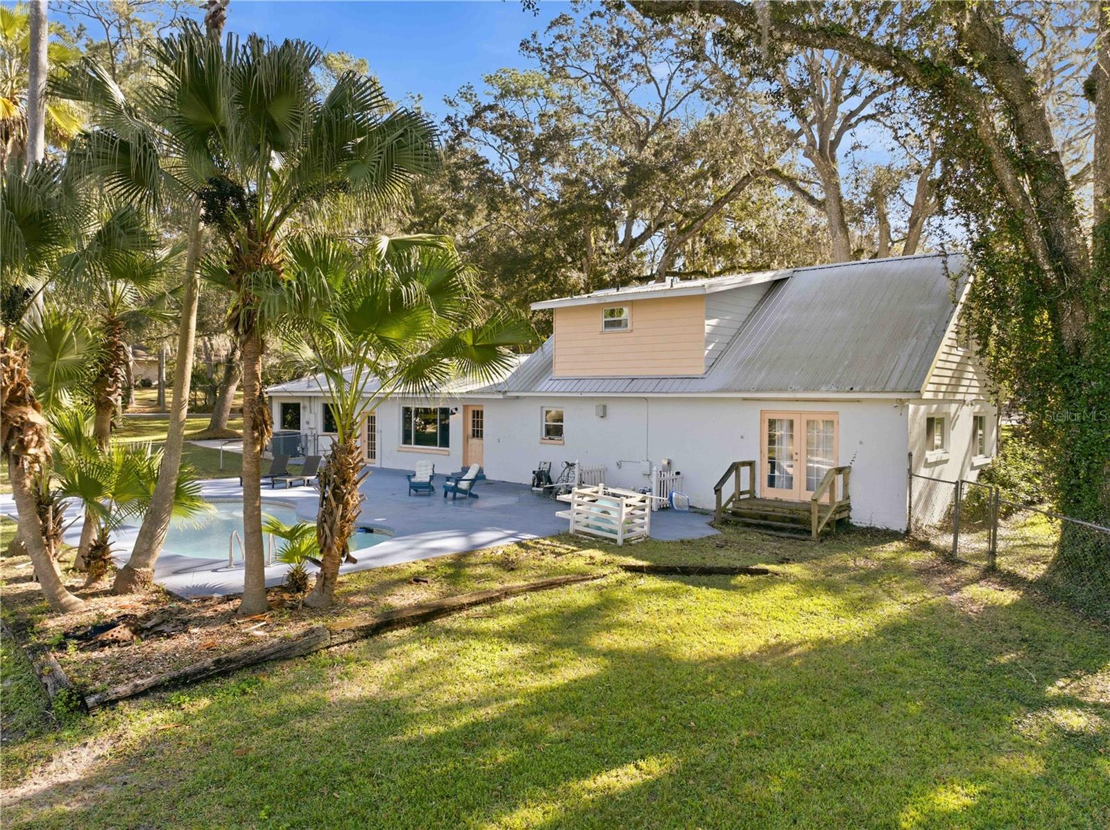 Image 8 of 75 For 1080 Buena Vista Avenue