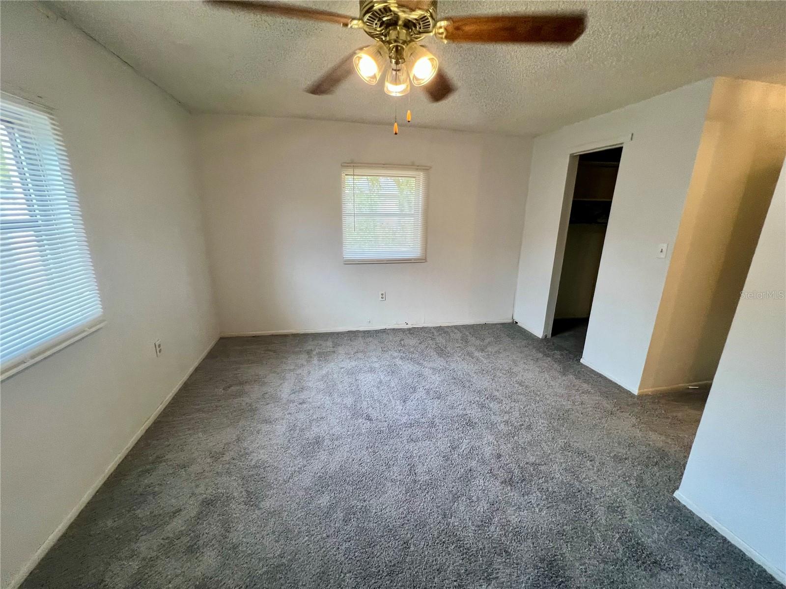 Image 16 of 36 For 5427 95th Terrace N