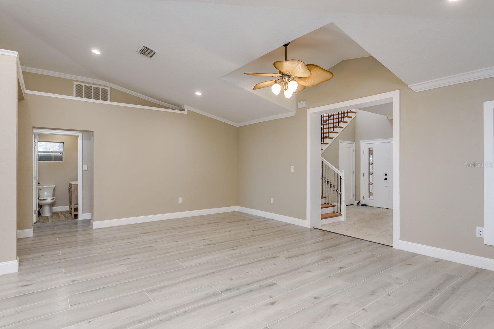 Image 11 of 71 For 302 Shore Drive