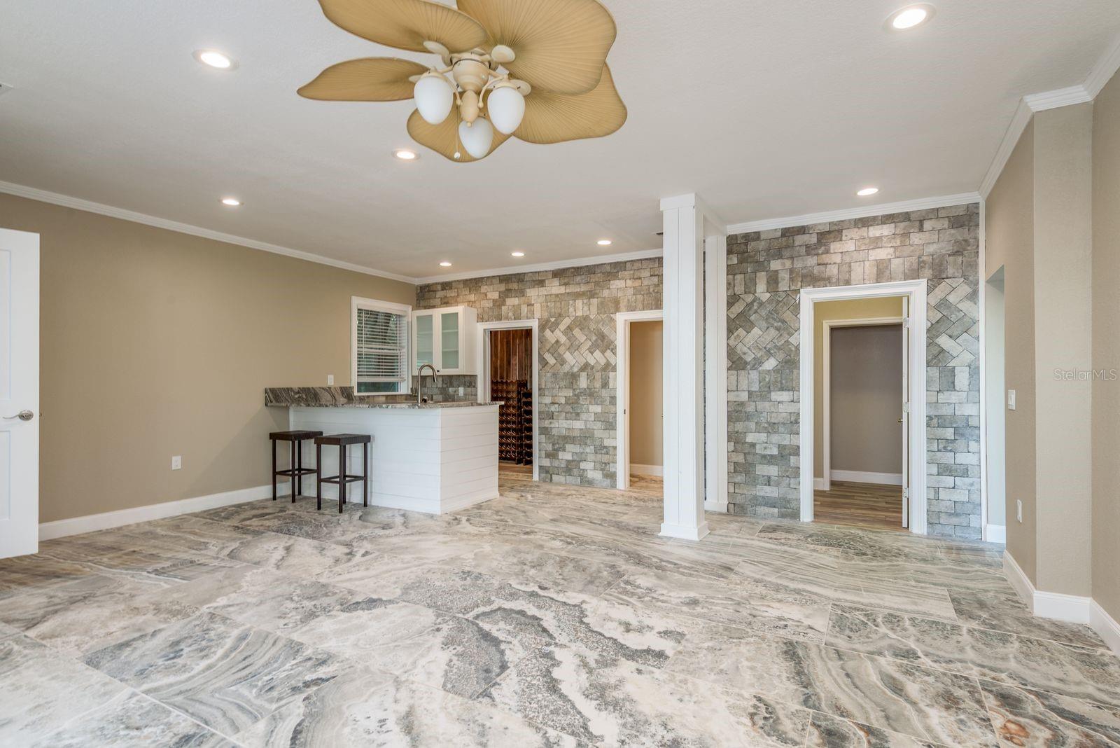 Image 16 of 71 For 302 Shore Drive