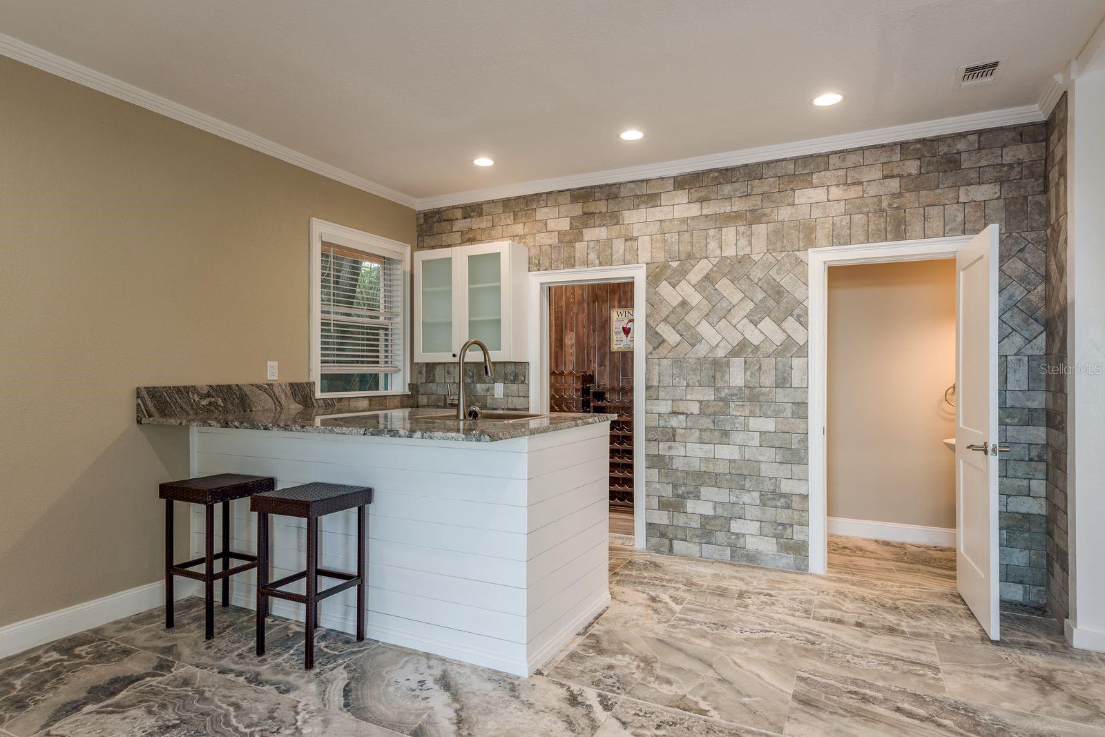 Image 17 of 71 For 302 Shore Drive