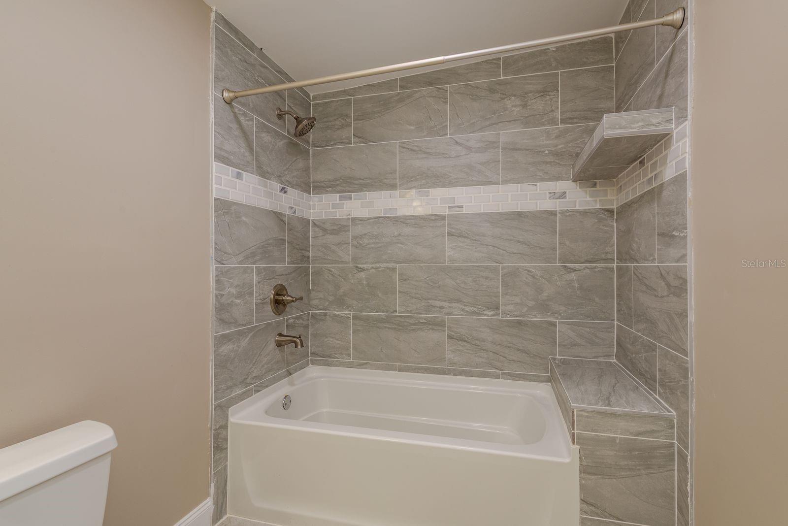 Image 23 of 71 For 302 Shore Drive