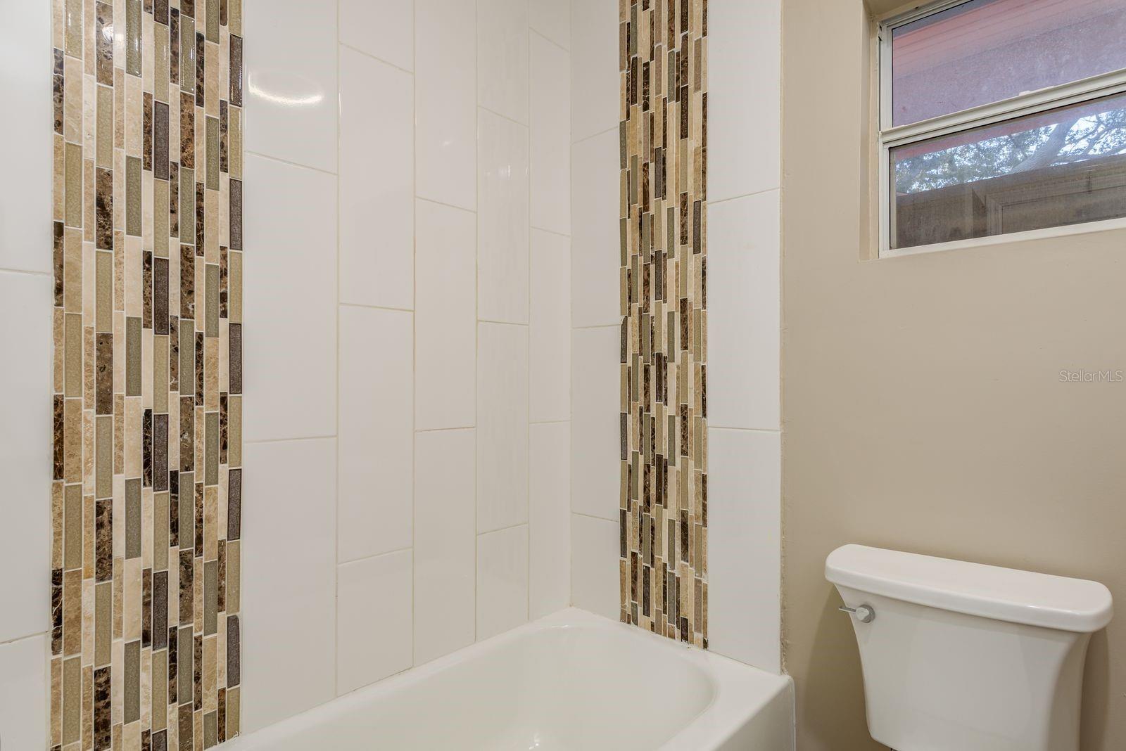 Image 28 of 71 For 302 Shore Drive