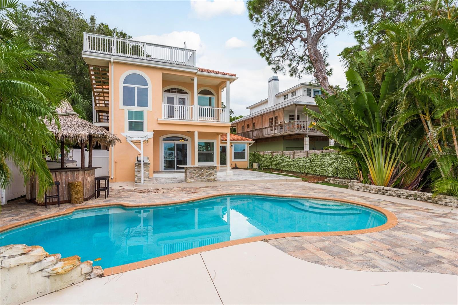 Image 56 of 71 For 302 Shore Drive