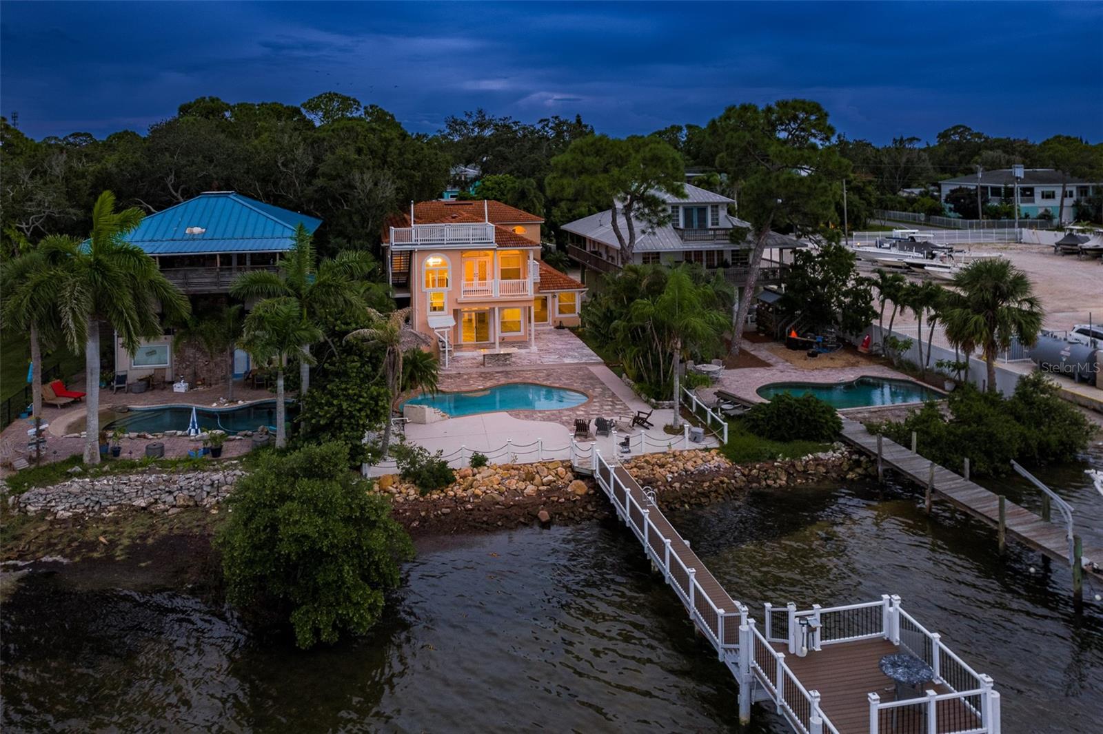 Image 58 of 71 For 302 Shore Drive