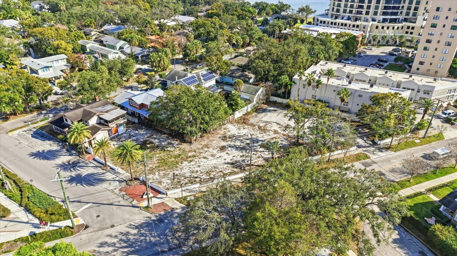 Image 17 of 33 For 1504 Howard Avenue