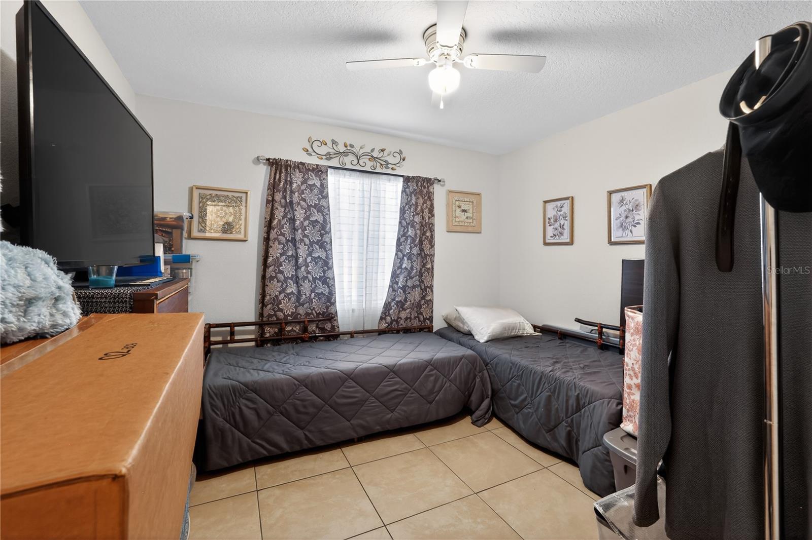 Image 15 of 21 For 7210 Manhattan Avenue 612