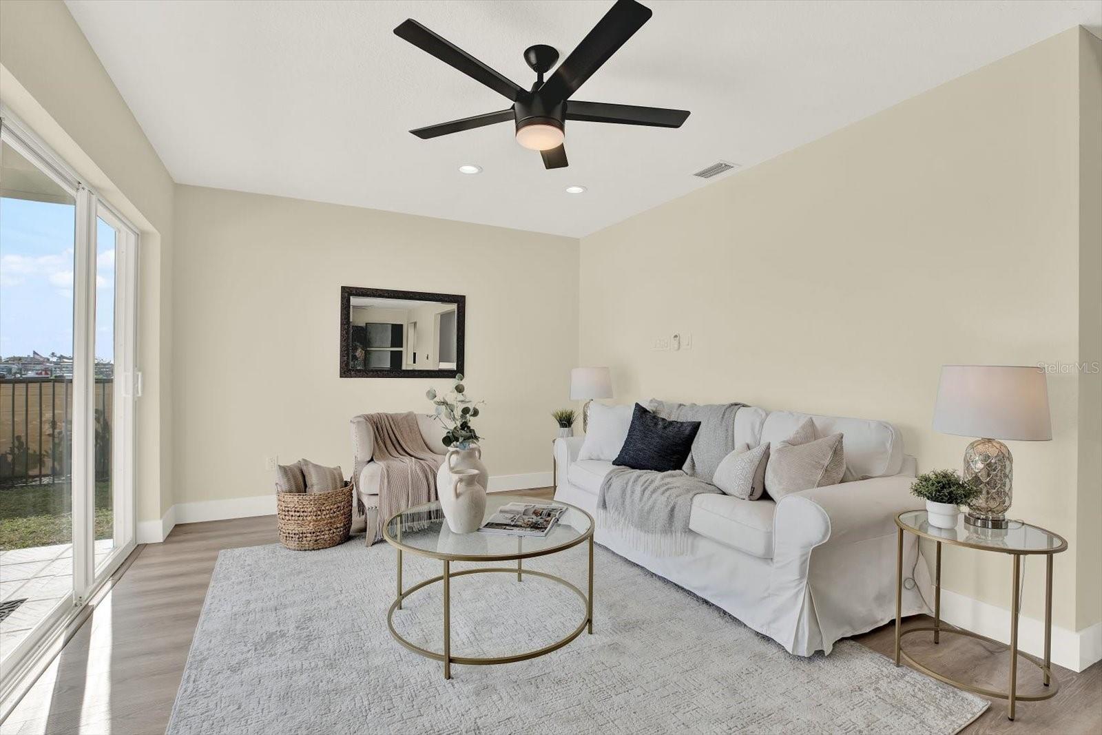 Image 4 of 34 For 11628 Grove Street