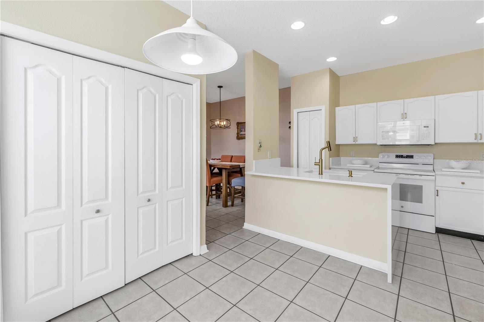 Image 31 of 68 For 1050 Starkey Road 2201