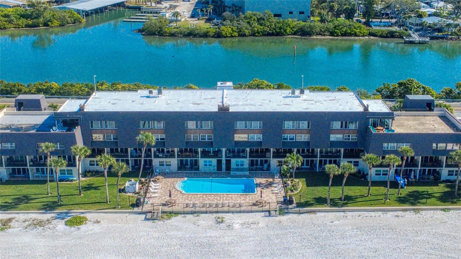 Image 39 of 45 For 60 Gulf Boulevard 204