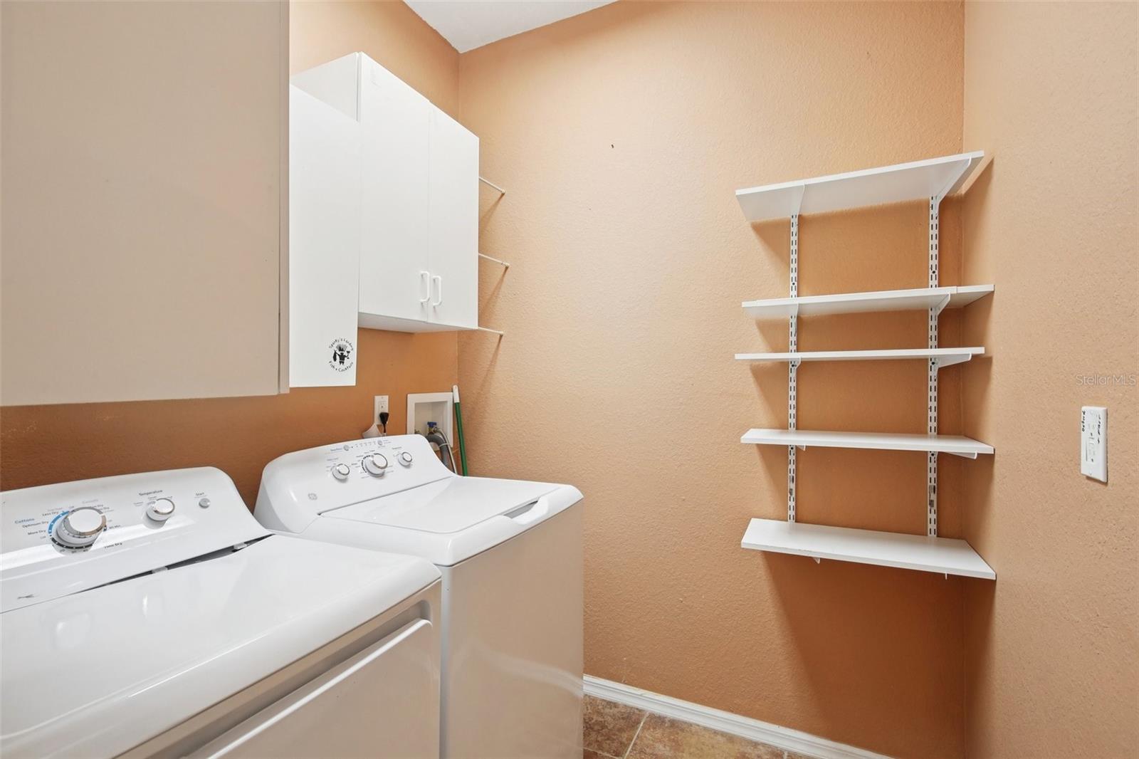 Image 12 of 35 For 6333 Lonnie Lee Lane