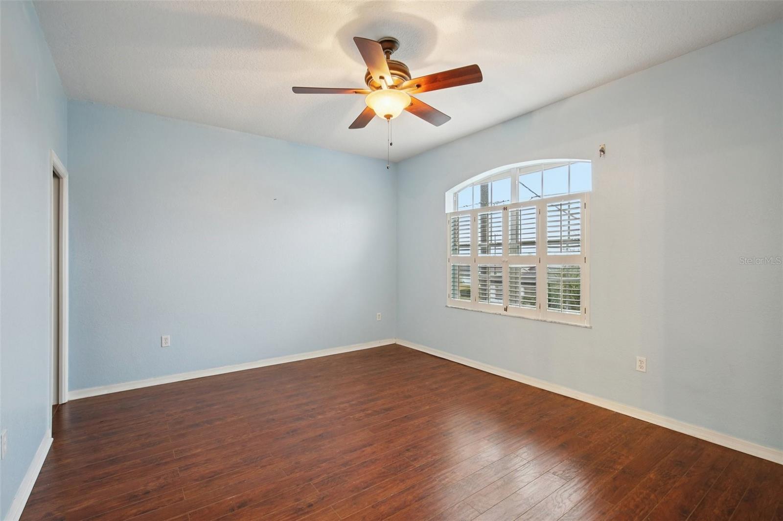 Image 17 of 35 For 6333 Lonnie Lee Lane