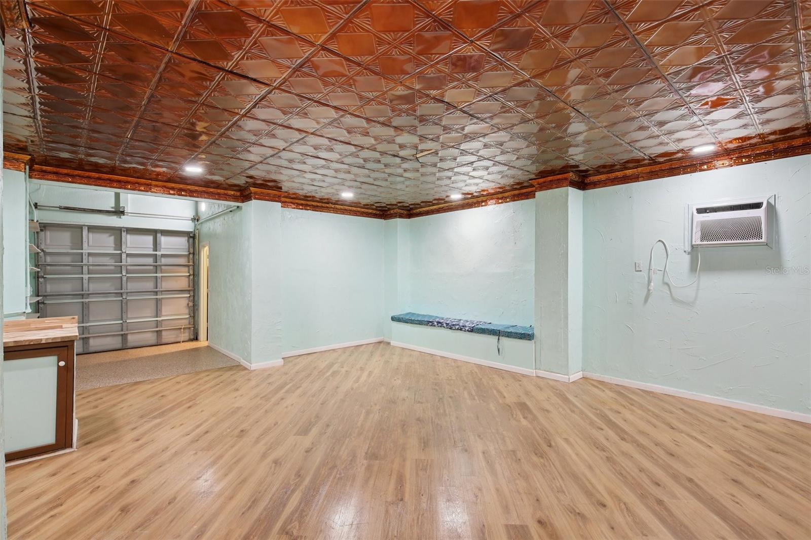 Image 26 of 35 For 6333 Lonnie Lee Lane