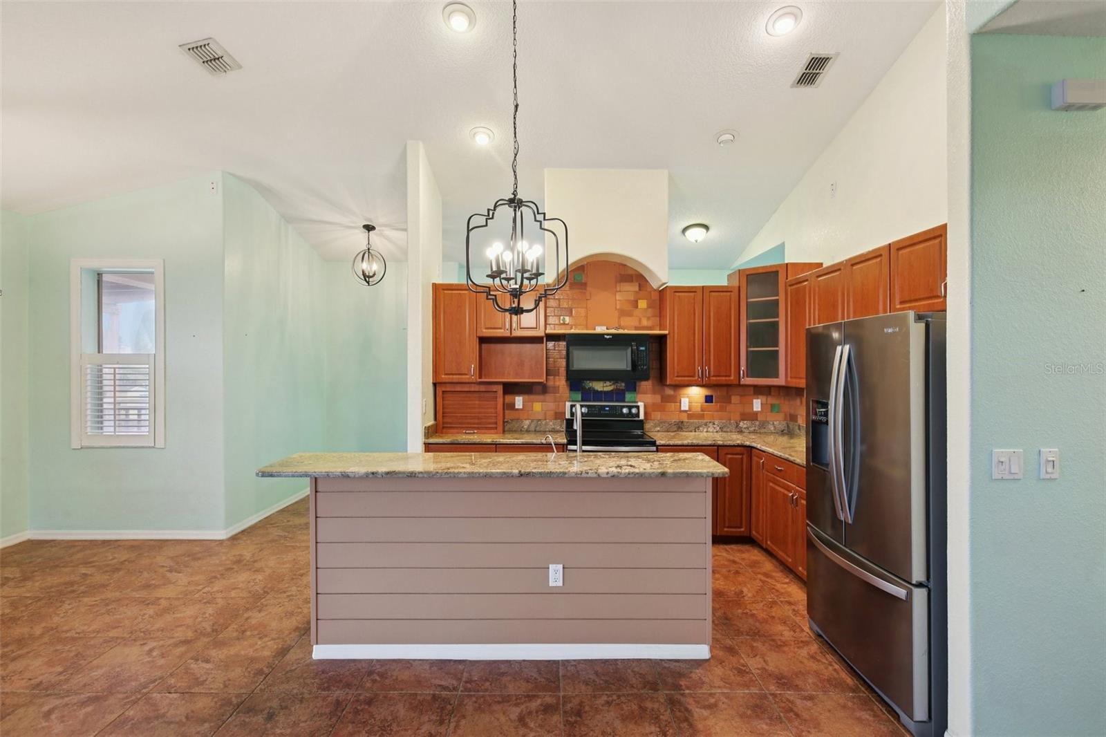 Image 7 of 35 For 6333 Lonnie Lee Lane