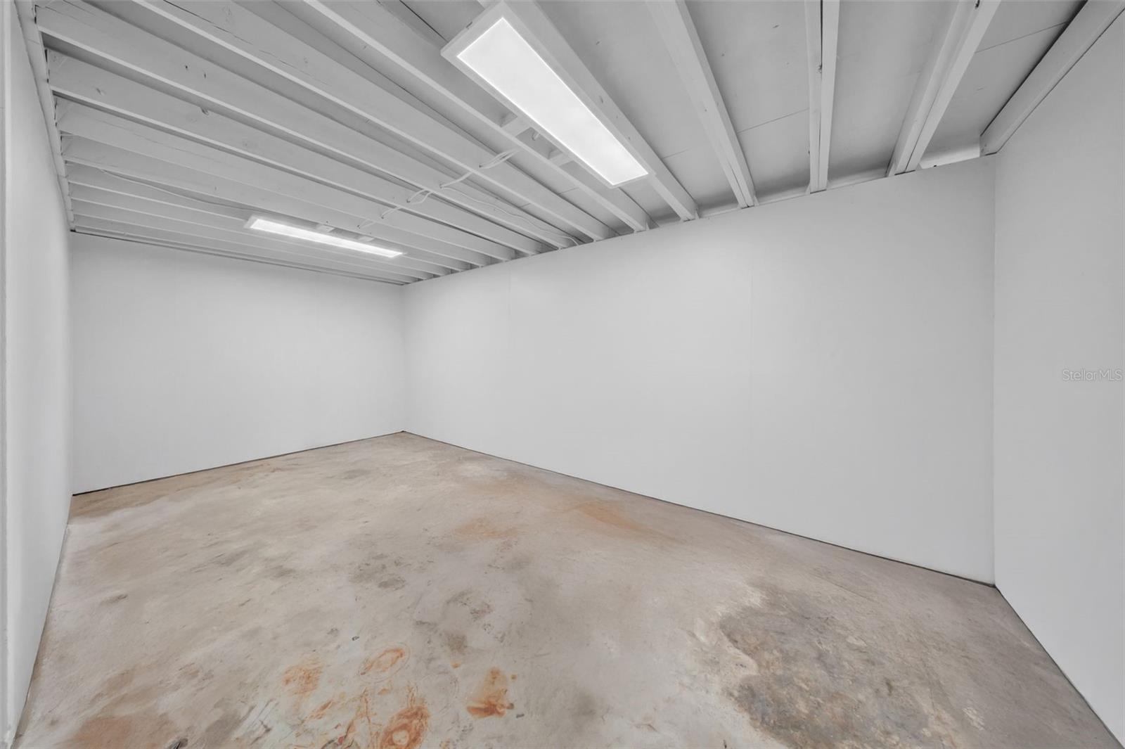 Image 35 of 40 For 2302 Occident Street