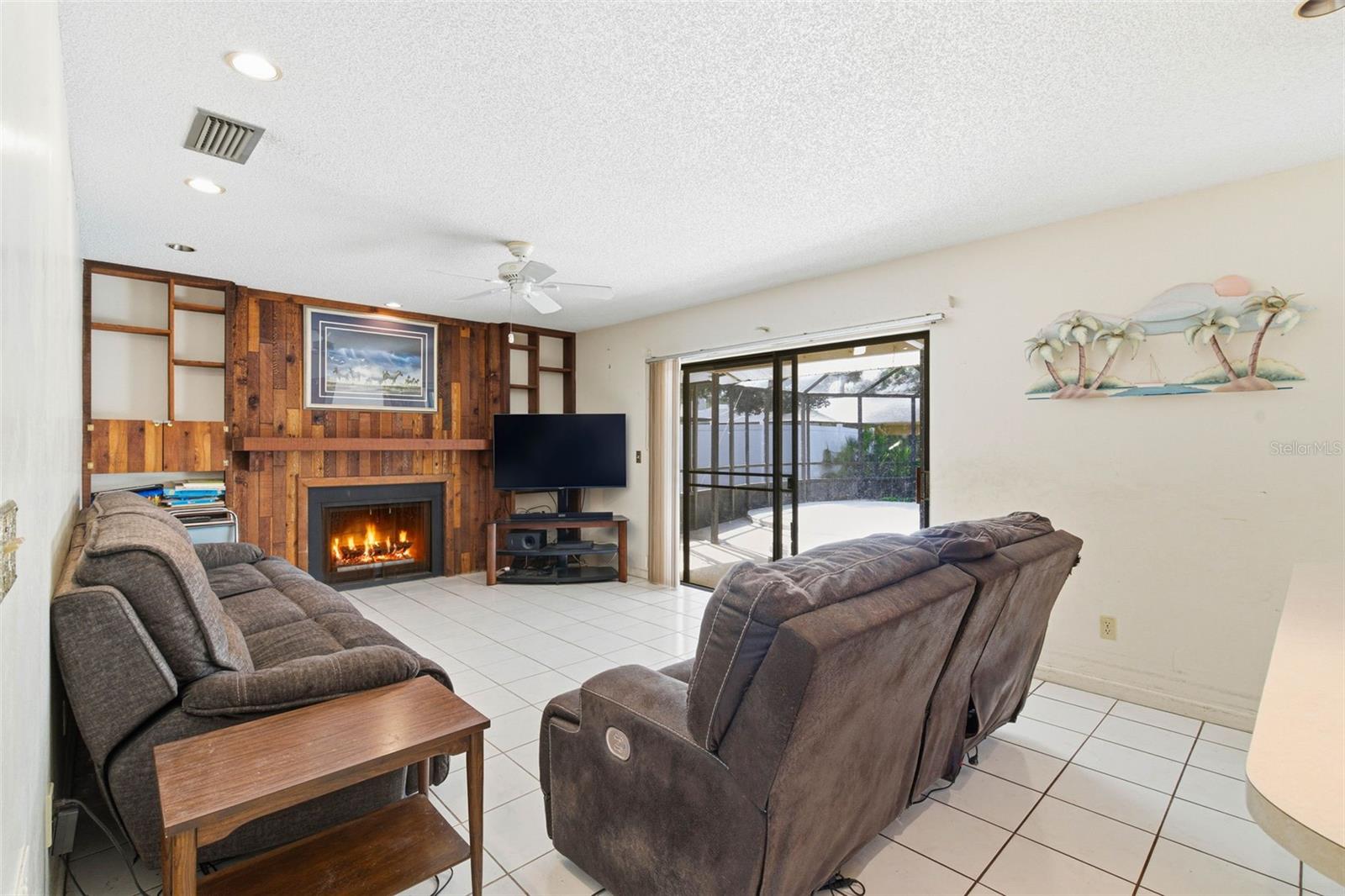 Image 15 of 27 For 15606 Farnsworth Lane