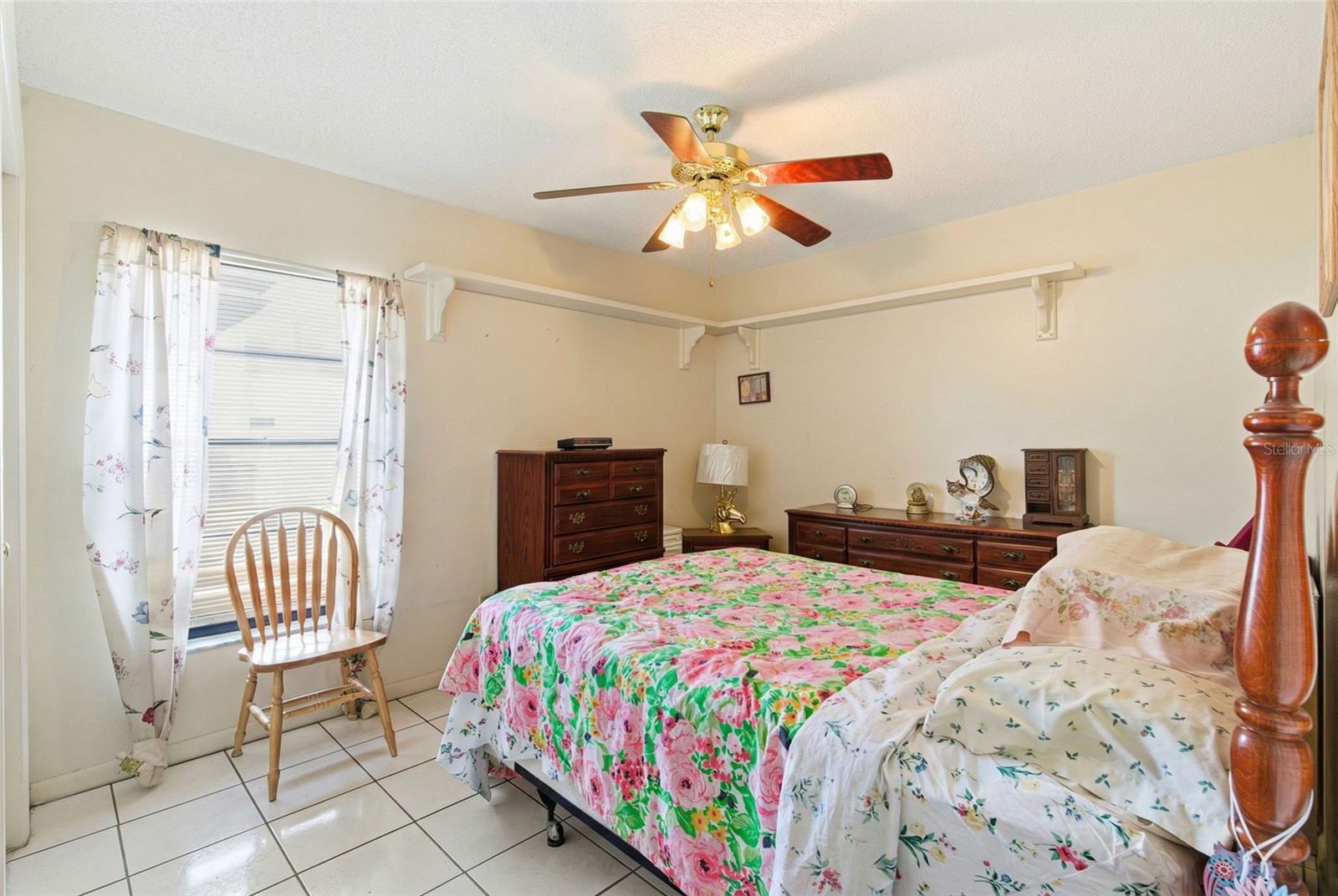 Image 21 of 27 For 15606 Farnsworth Lane