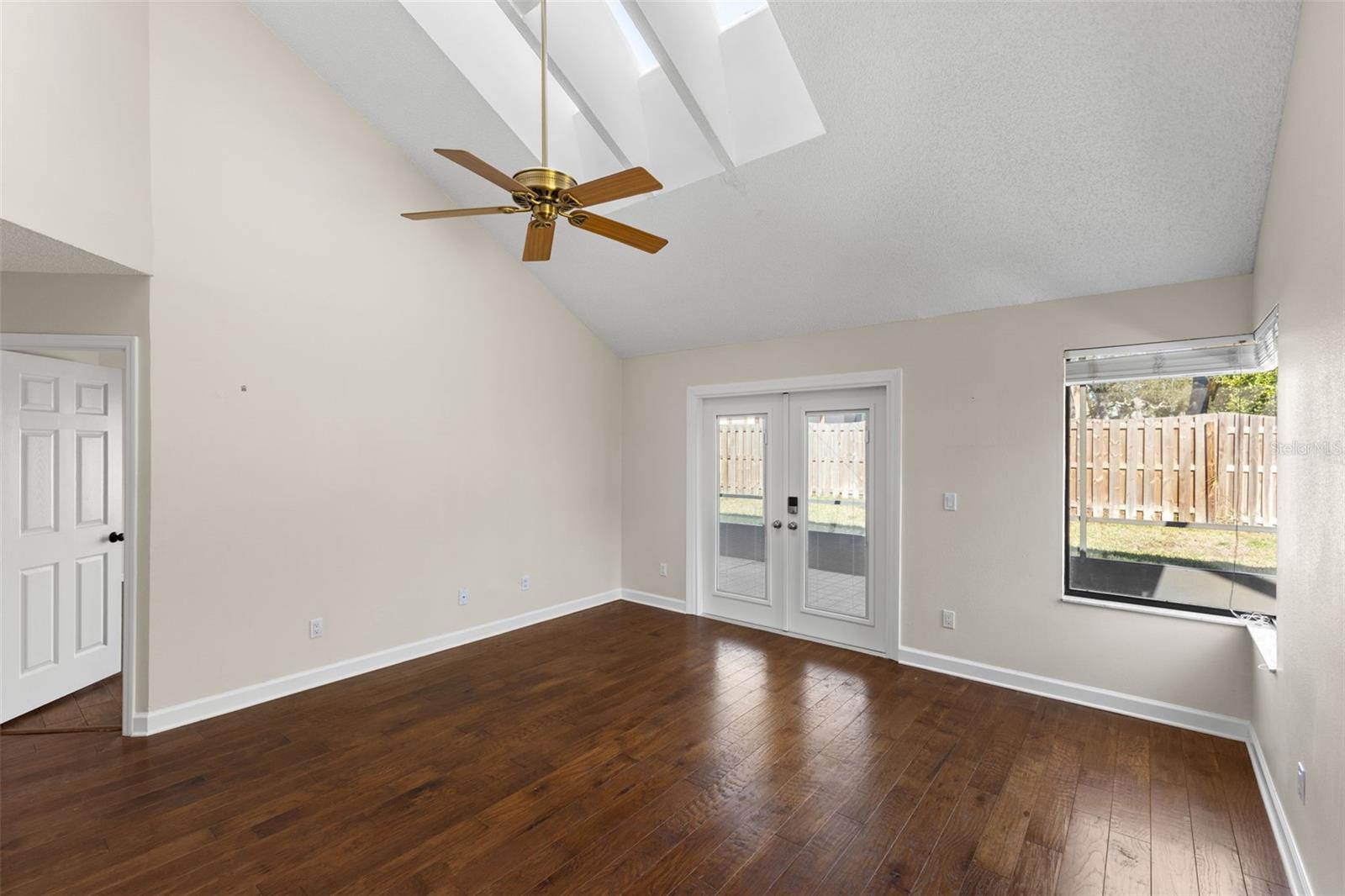 Image 10 of 55 For 3469 Rolling Trail