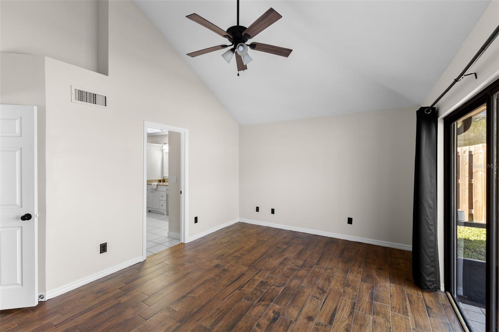 Image 20 of 55 For 3469 Rolling Trail