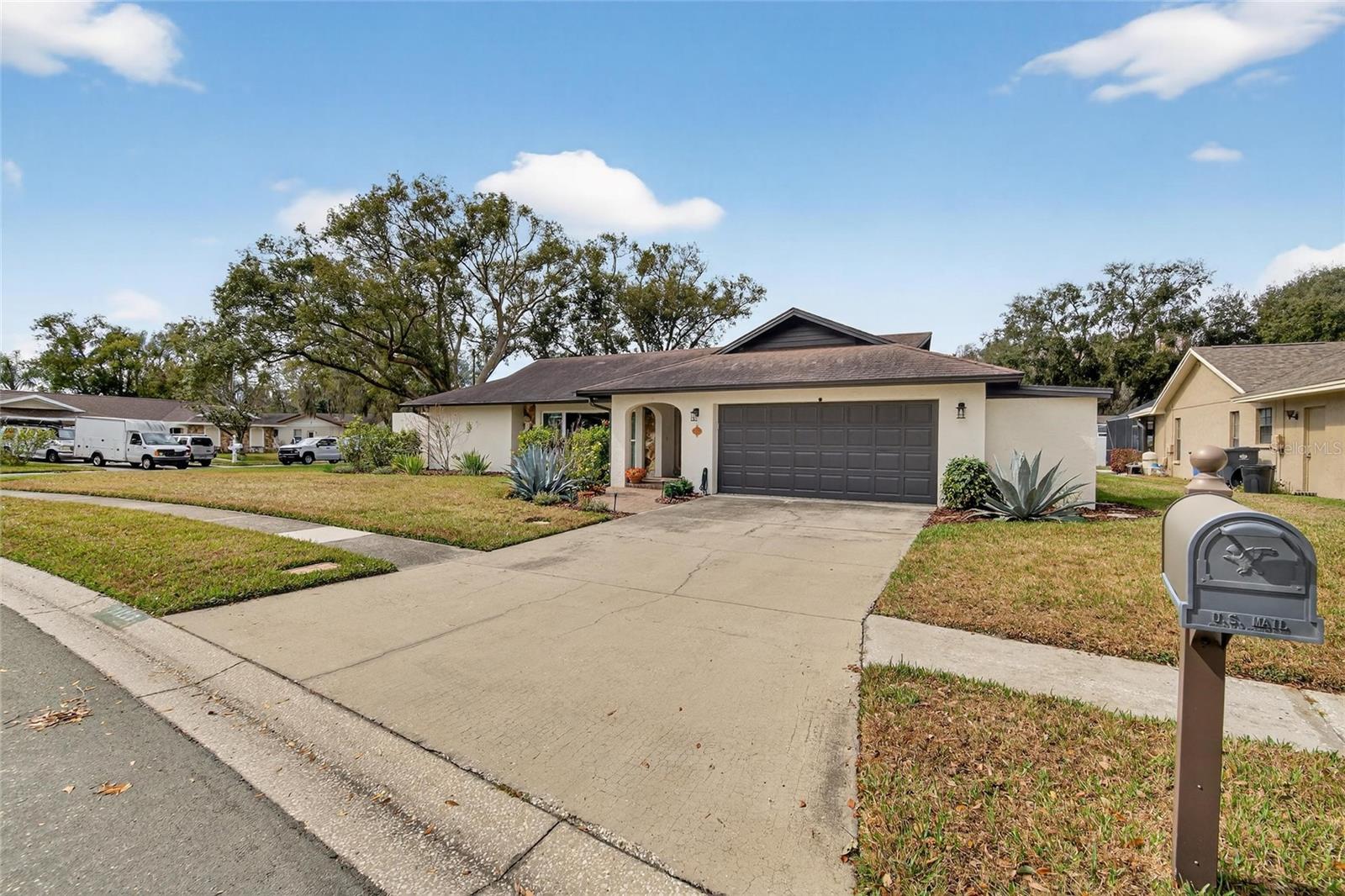 Listing photo id 79 for 13206 Tifton Drive