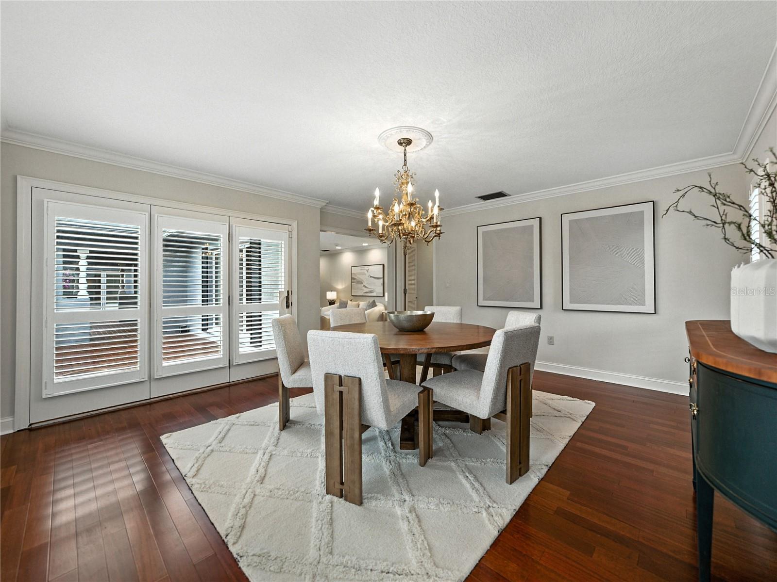 Image 14 of 95 For 1249 Lake Point Drive