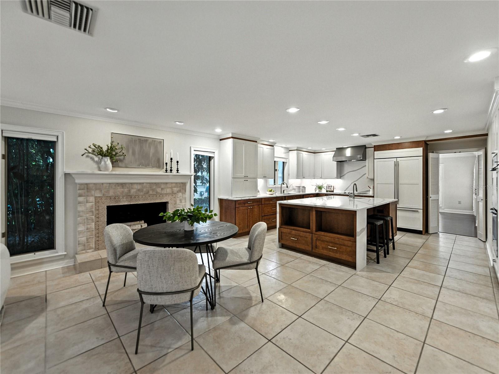 Image 30 of 95 For 1249 Lake Point Drive