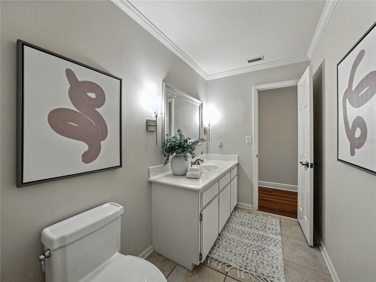 Image 31 of 95 For 1249 Lake Point Drive